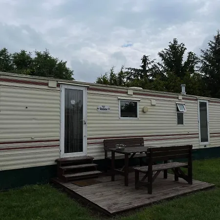 Autocamp Free Star - Mobilheimy Apartment Strachotin