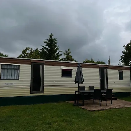 Autocamp Free Star - Mobilheimy Apartment Strachotin