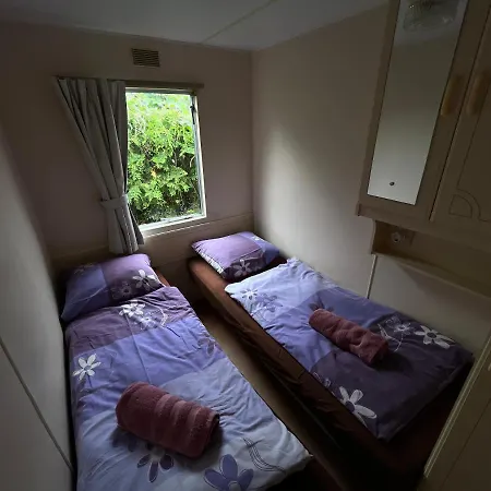Autocamp Free Star - Mobilheimy Apartment Strachotin