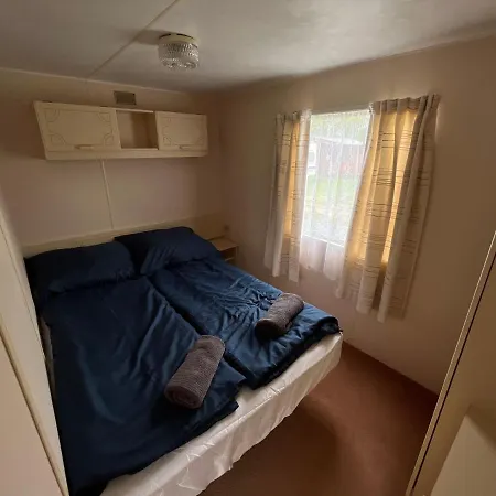 Autocamp Free Star - Mobilheimy Apartment Strachotin