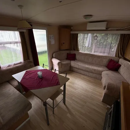 Autocamp Free Star - Mobilheimy Apartment Strachotin