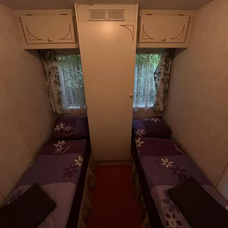 Autocamp Free Star - Mobilheimy Appartement